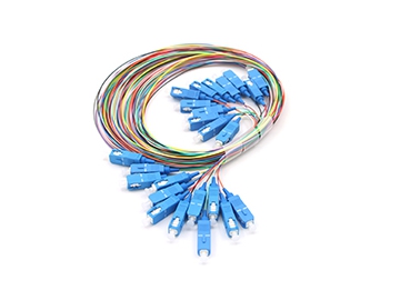 Jarretière et pigtails de fibre optique