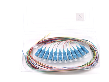 Jarretière et pigtails de fibre optique