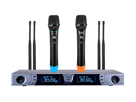 Microphone sans fil à diversité réelle