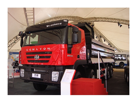 Camion benne Euro 4, 6×4 (Genlyon)