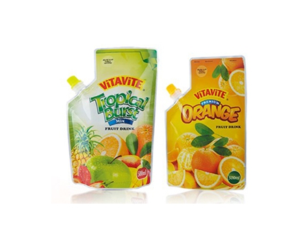 Sachets à bouchon / Sachets à bec verseur