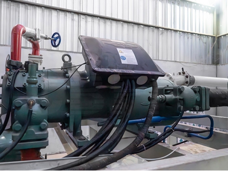 Machines à glace en bloc à refroidissement direct de 2 x 15 tonnes sur l'île de Bangka, Indonésie