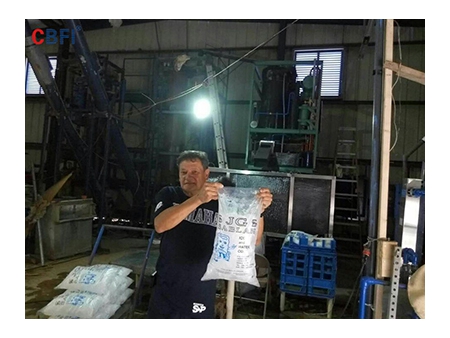 Machine à glace en tube de 5 tonnes CBFI à Saipan, États-Unis