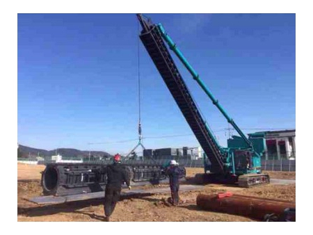 Sonnette de battage hydraulique, sur chenilles