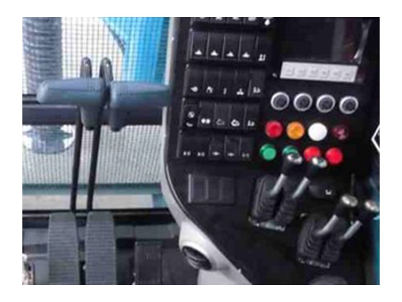 Sonnette de battage hydraulique, sur chenilles