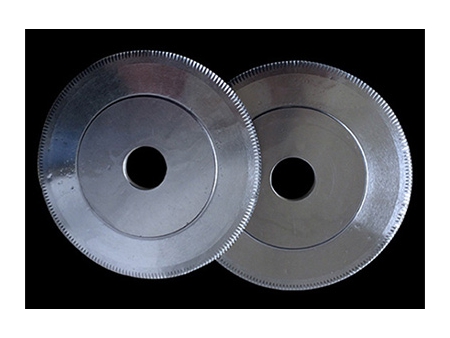Couteaux scies et lames de scie