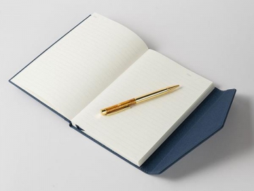 Carnet en cuir triple rabat - Fermeture magnétique / Carnets en cuir à trois volets