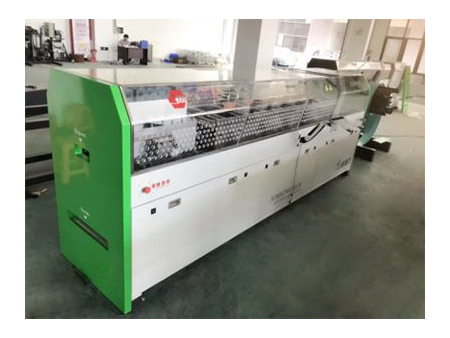 Cadreuse automatique pour l’acier léger XHH-5S-C75
