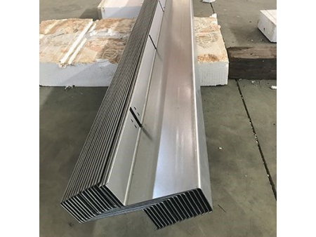 Ligne de profilage pour pannes C, Z (Réglage entièrement automatique)