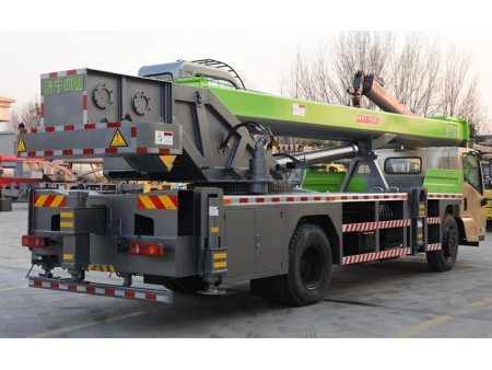 Grue télescopique sur camion 16T, STSQ16DF
