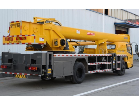 Grue télescopique sur camion 16T, STSQ16DF-H