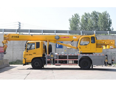 Grue télescopique sur camion 16T, STSQ16DF-Y