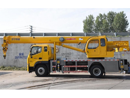 Grue télescopique sur camion 16T, STSQ16F-ES5