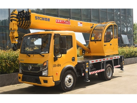 Camion-grue 5T
