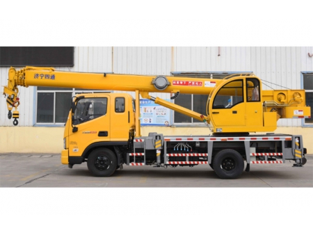 Camion-grue 8T, STSQ8T