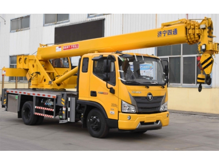 Camion-grue 8T, STSQ8T