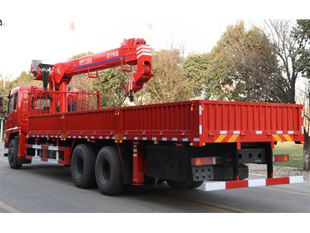 Camion à flèche 14T, SST14S5
