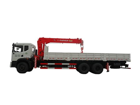 Grue montée sur camion (Grue mobile à flèche télescopique SQ8)