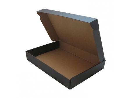 Boîte à vêtements, Boîte en carton rigide