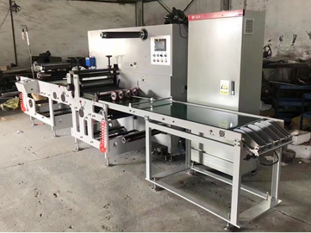 Machine de découpe et de refente rotative automatique / Découpeuse refendeuse rotative automatique, SAHB320/450