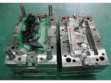 Moule pour automobiles