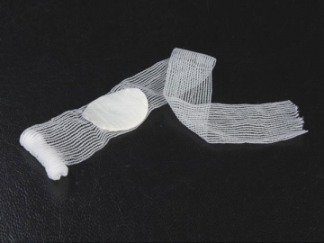 Pansement oculaire avec bandage