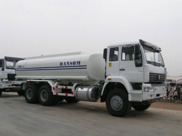 Camion citerne pour transport  de l'eau CLY5252GSS (15-25m3)