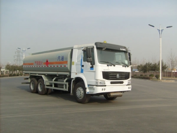 Camion citerne pour transport  de l'eau CLY5257GJY (15-25m3)