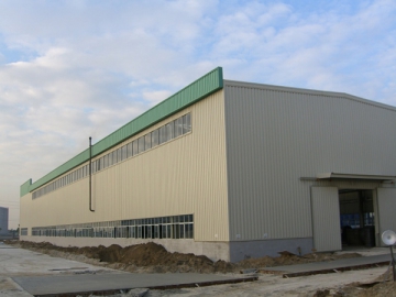 Atelier à charpente métallique