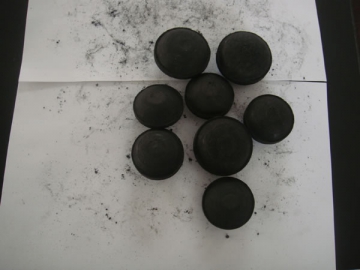 Presse à briquettes en tourbe