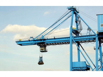 <strong>Grue portuaire</strong><small> (Appareil de déchargement de navire à fonctionnement continu)</small>
