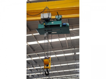 <strong>Palan électrique</strong> <small>(pour applications métallurgiques)</small>