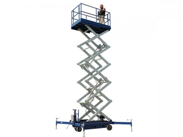 <strong>Plateforme de travail hydraulique</strong> <small>(transportable)</small>