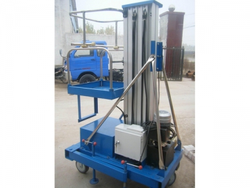 <strong>Plateforme de travail hydraulique</strong> <small>(mât en alliage d'aluminium)</small>