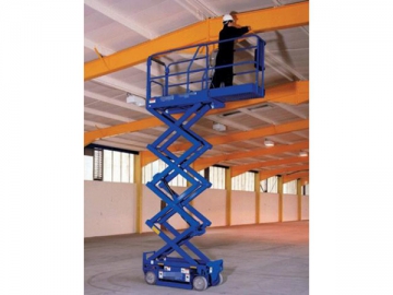 <strong>Plateforme de travail</strong> <small>(automotrice)</small>