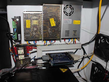 <strong>Machine de marquage laser</strong> série YAG-DP