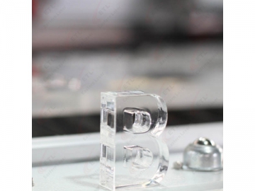 <strong>Banc de découpe laser</strong> pour métaux et non-métaux