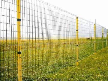 Rouleau et panneau de clôture en treillis métallique