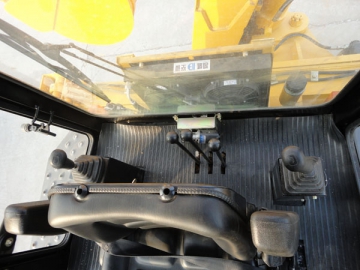 <strong>Tractopelle</strong> WZ30-25