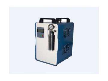Chalumeau oxhydrique <small>(Machine de soudage avec générateur HHO)</small>