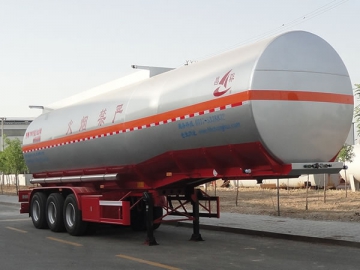 Citerne semi-remorque pour liquides inflammables