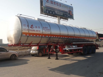 Citerne semi-remorque pour liquides alimentaires