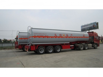 Citerne semi-remorque pour carburant