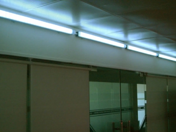 Tube LED T8 (avec conducteur non isolé mince)