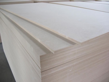 Panneau de fibres à densité moyenne (MDF)