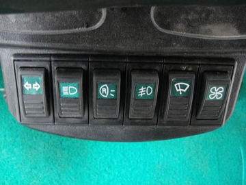 Chargeuse sur pneus à godet grappin