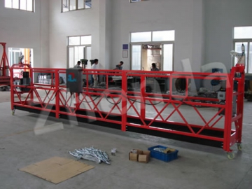 Plate-forme suspendue en acier