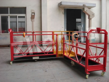 Plate-forme suspendue spéciale
